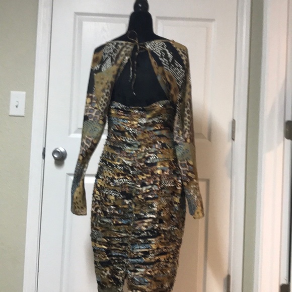 Versace - Picture 4 of 5